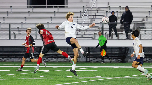 10-16-24 VARSITY vs. Sun Prairie East (18)