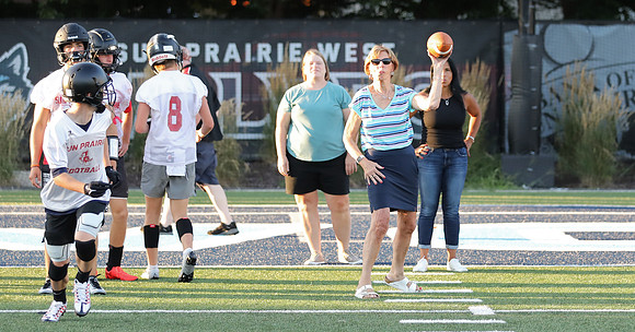8-10-22 Impactful Woman at Practice Night  (61)