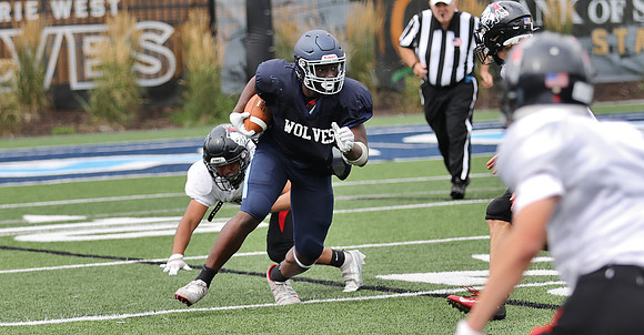 8-12-22 VARSITY Scrimmage vs. Fort Atkinson  (87)