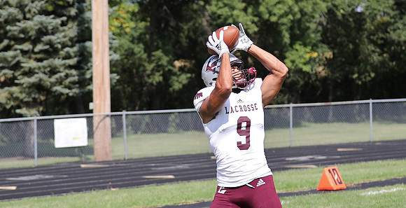 9 Keenan Winge (2)