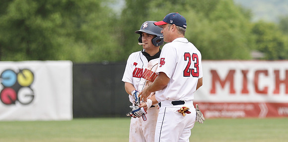 Coach Peter Gumina (2)