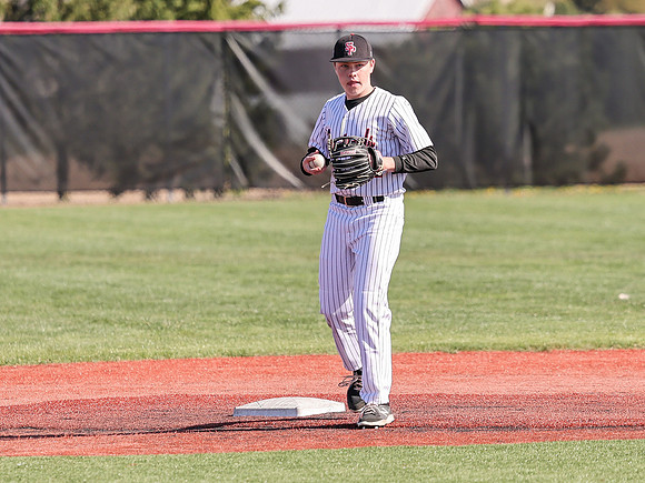 11 Ben Gleiter (6)