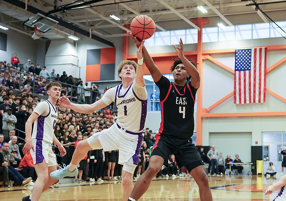VARSITY Sectional Final vs. Sun Prairie East (21)