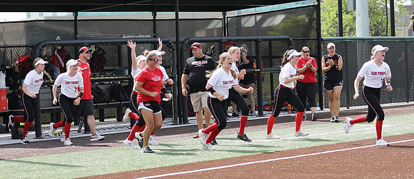 6 Carley Gross (55)