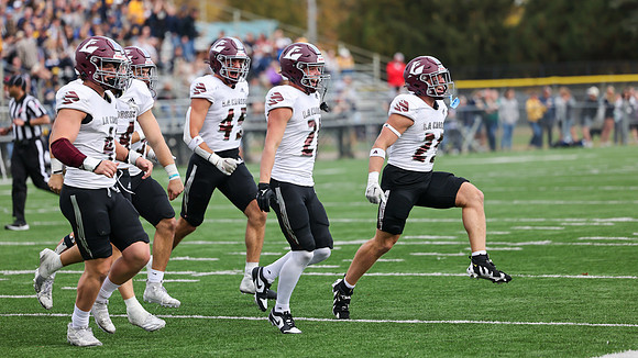 21 Trent Mullen (60)