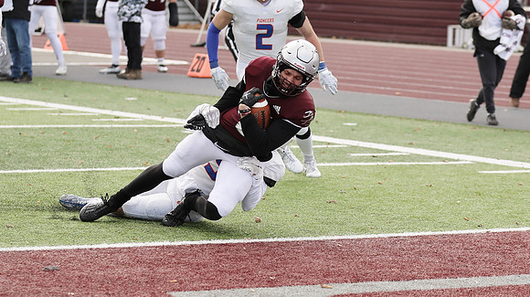 11-12-22 vs. UW Platteville (18)