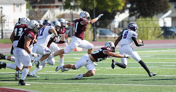 25 Aaron Schmitz (10)
