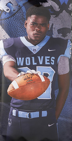 28 Martez Hudson  (3)