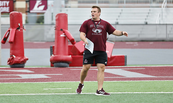 Coach Noah Risch (2)