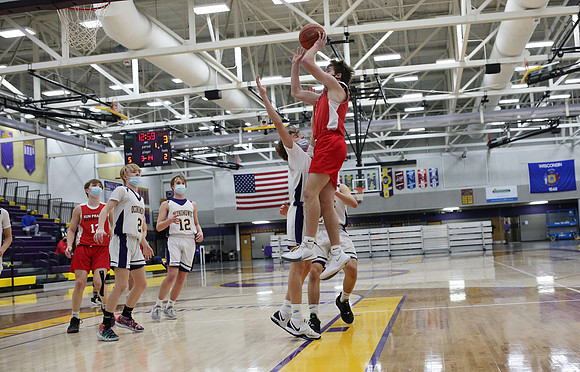 Freshman Red vs. Oconomowoc 2-6-21 (77)