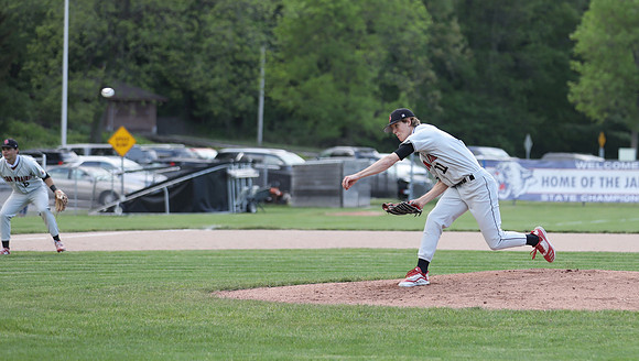 vs. Janesville Craig 5-17-21 (27)
