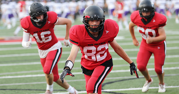 82 Evan Bailey  (3)