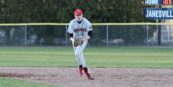 1 Trystan Fry  (16)