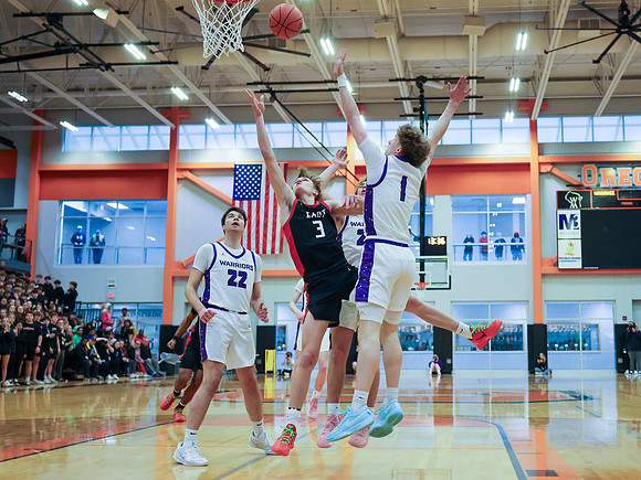 VARSITY Sectional Final vs. Waunakee (45)