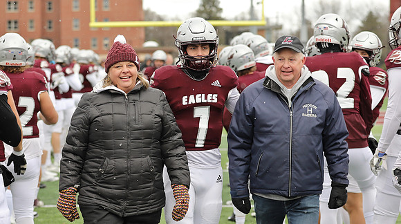Pre Game SENIOR RECOGNITION 11-12-22  (30)
