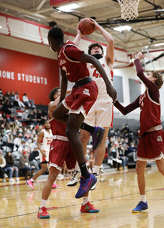 1-21-22 Varsity vs. Madison La Follette  (14)