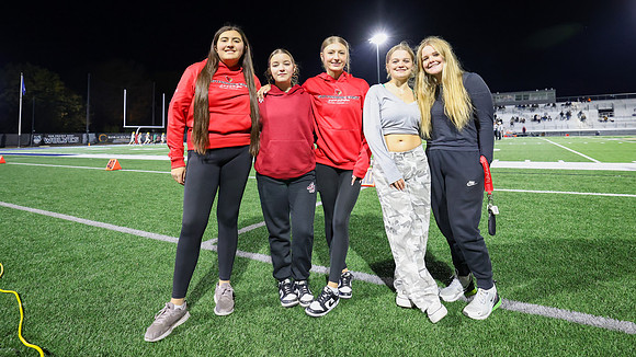 Manager Eloise Blascka (2)