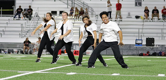 8-26-21 VARSITY Dance at Varsity Football Game  (50)