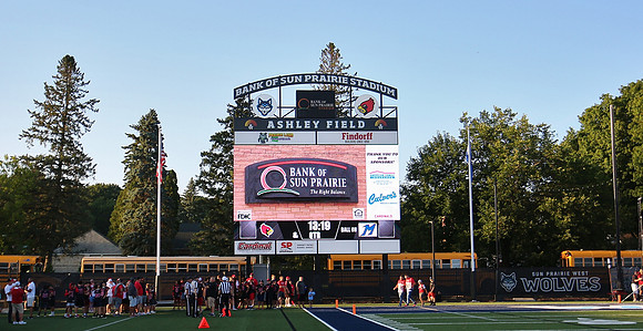 8-26-22 SP Football  (5)