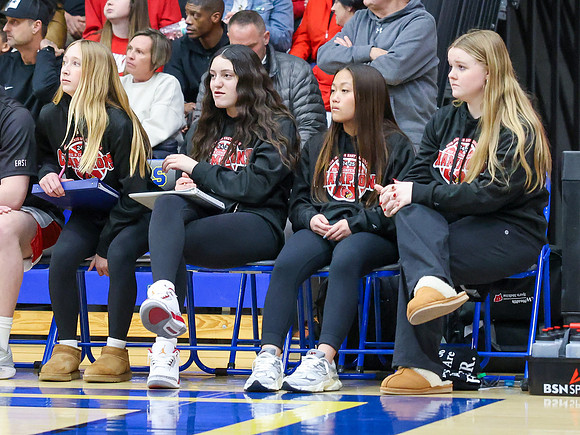 Manager Jadeyn Connelly (6)