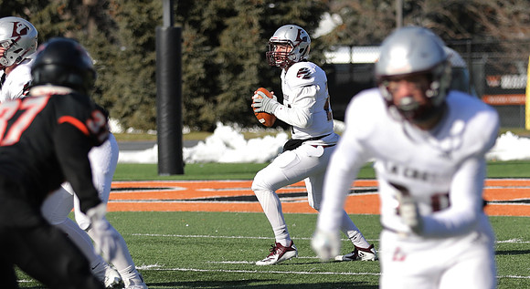 11-19-22 Playoff Round 1 vs. Wartburg College (97)