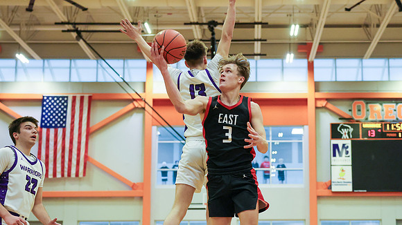 VARSITY Sectional Final vs. Waunakee (63)
