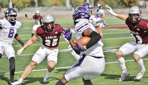 25 Aaron Schmitz (2)