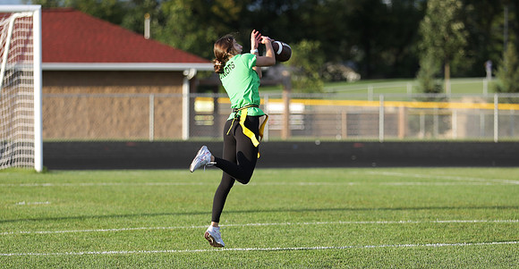 9-26-22 Powderpuff - Homecoming Week  (25)