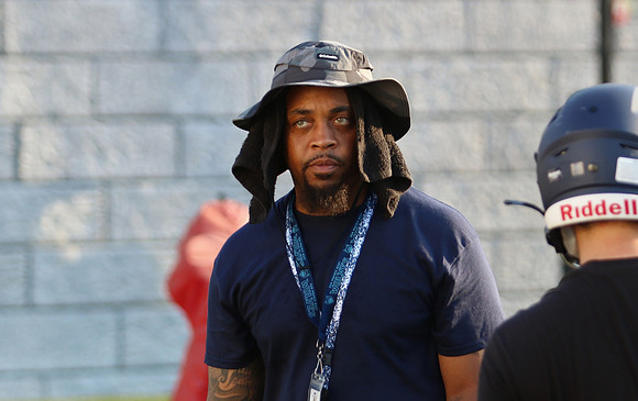Coach Felix Giboney (4)