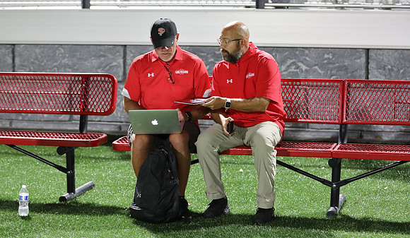 COACH Bob Richards (8)