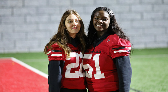 Manager Keynari Taylor (2)