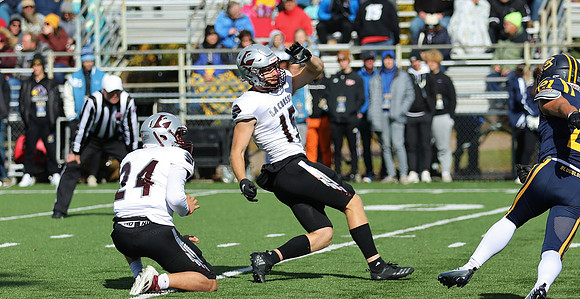 10-15-22 vs. UW Eau Claire  (69)