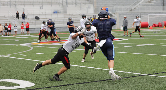 8-12-22 VARSITY Scrimmage vs. Fort Atkinson  (40)