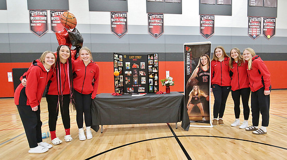 2-18-23 VARSITY SENIOR Lucy Strey NIGHT) vs. Madison West    (4)