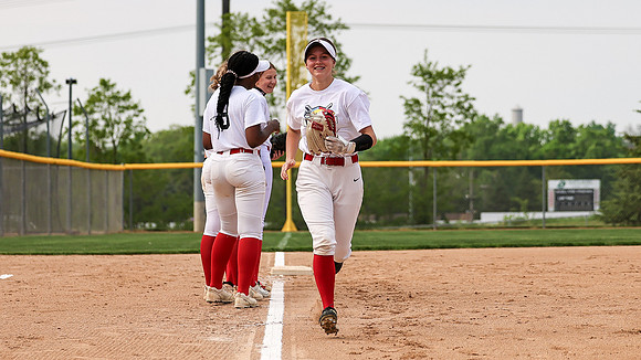 1 Avery Ruhland  (10)
