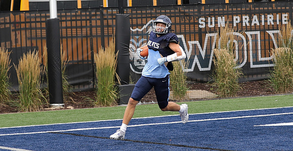 8-12-22 VARSITY Scrimmage vs. Fort Atkinson  (65)