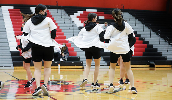 JV Dance 1-13-22 at JV Basketball Game  (56)