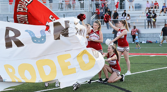 8-26-22 VARSITY Dance Team at Varsity Football Game  (20)