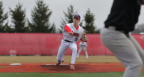 9 Evan Richmond  (22)