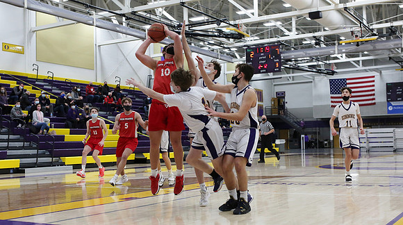 Freshman Red vs. Oconomowoc 2-6-21 (81)