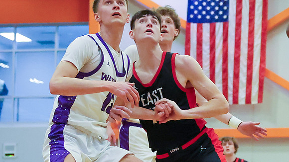 VARSITY Sectional Final vs. Waunakee (80)
