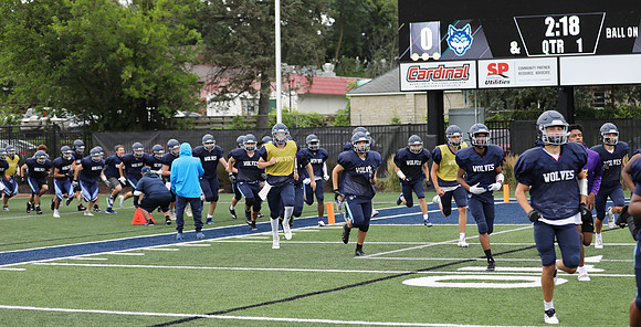 8-12-22 VARSITY Scrimmage vs. Fort Atkinson  (19)