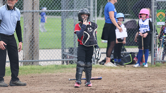 5-21-24 Ariella Baseball Game  (39)