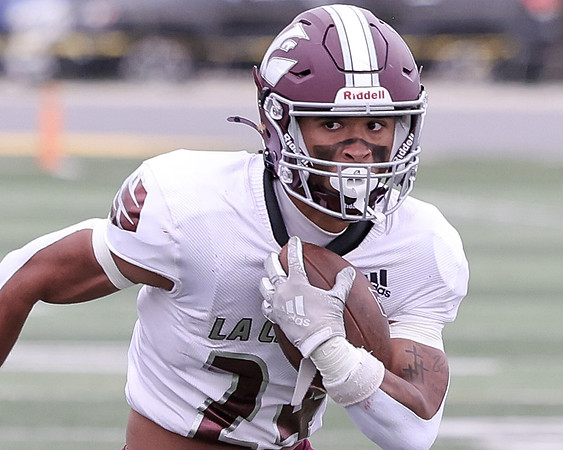 24 Najeh Mitchell (6)