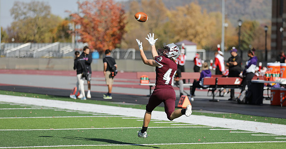40 Zach Watson  (6)