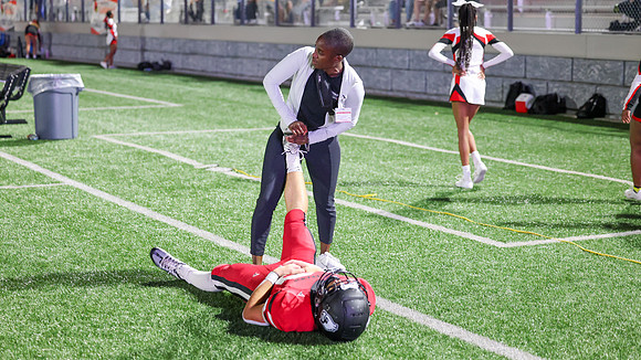 Trainer Djenne Parris (1)