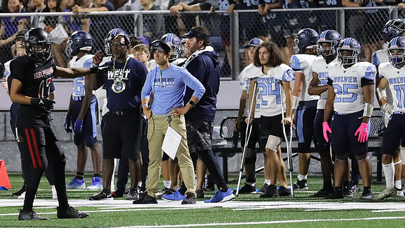 COACH Josh O'Connor  (33)