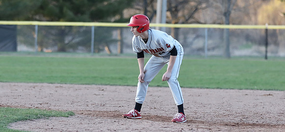 9 Evan Richmond (16)