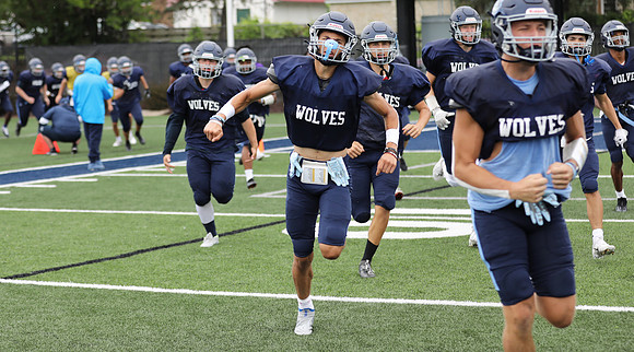 8-12-22 VARSITY Scrimmage vs. Fort Atkinson  (17)