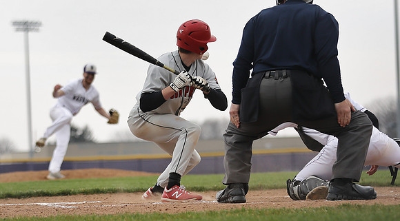 4-29-22 Varsity vs. Waunakee (7)